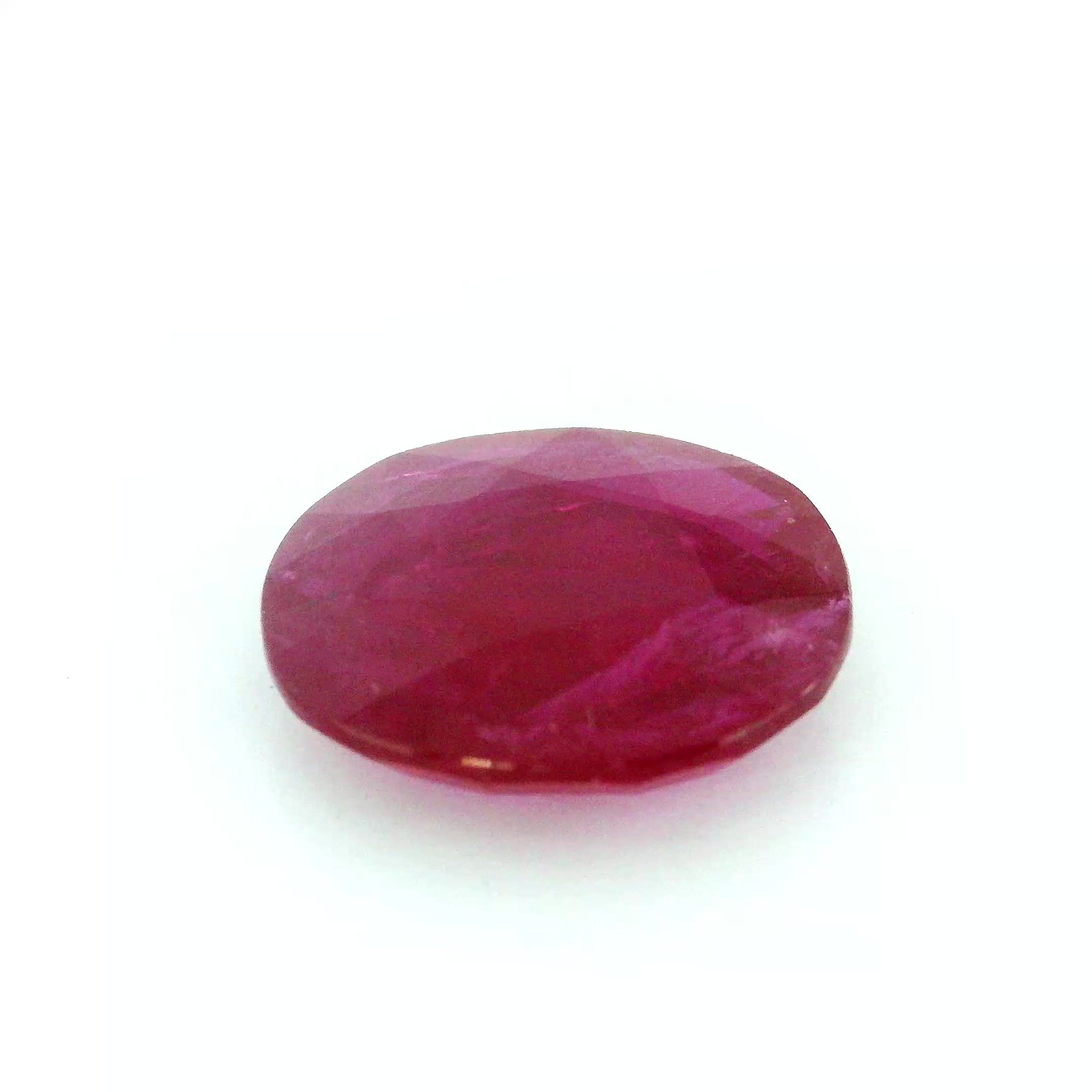 7.75 ct Oval Red Natural Ruby